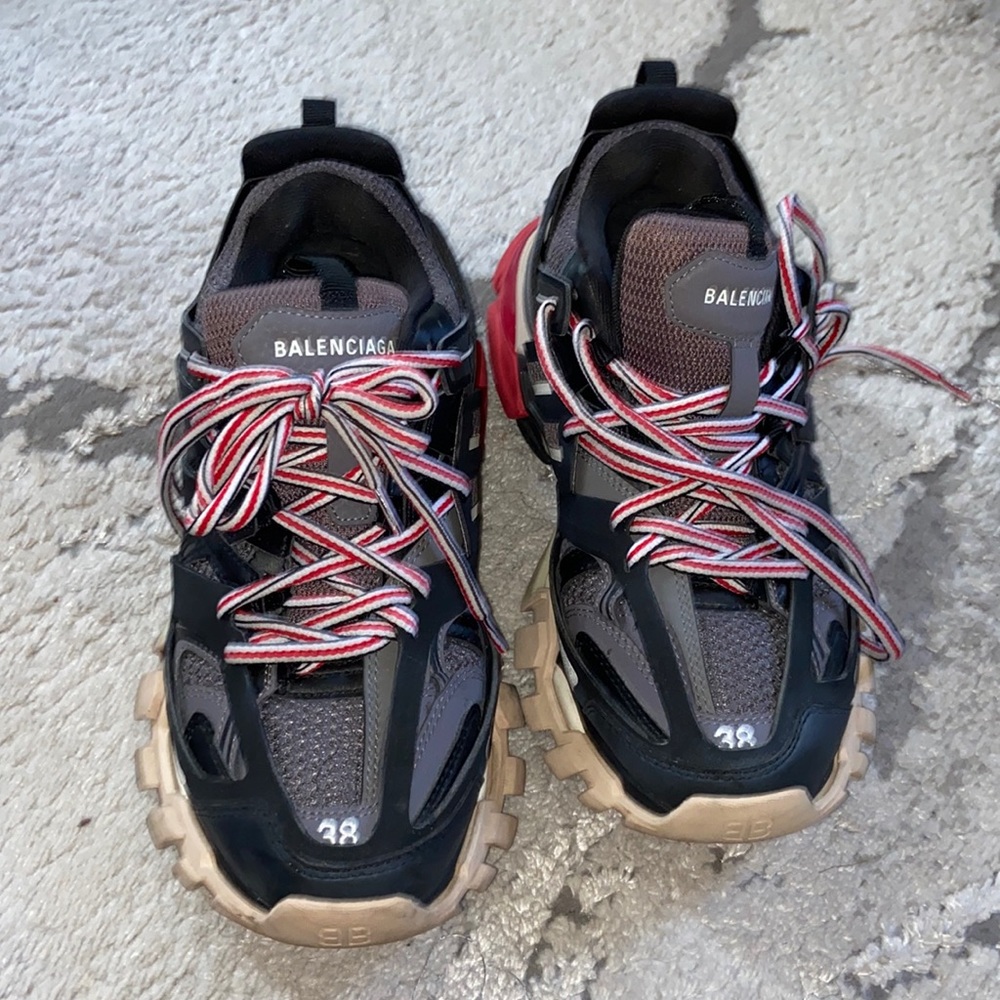 Track Balenciagas
